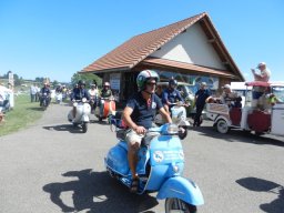 August 2016 Vespatreffen Zell